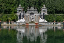 La peschiera del Giardino dei Limoni, una delle innumerevoli meraviglie da ammirare a Villa Reale